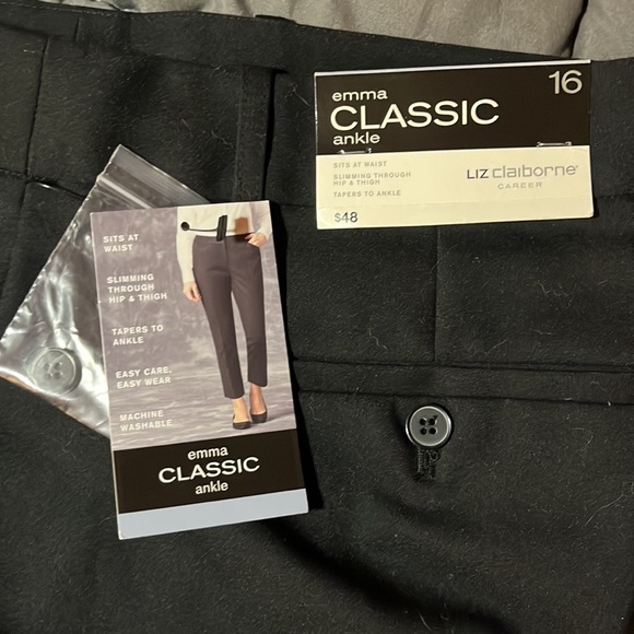 NWT Ankle Pant - Liz Claiborne - Picture 2 of 4